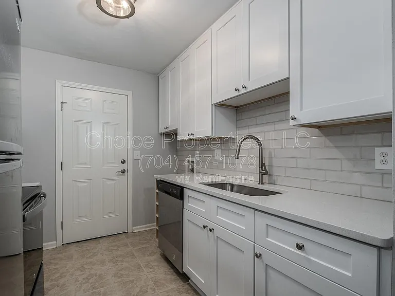2611 Holton Ave #2 — Photo 5