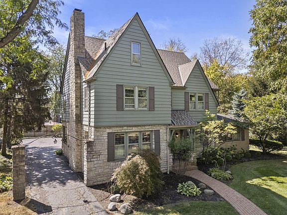 2nd image of 2367 Southway Dr