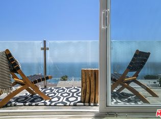 18219 Coastline Dr APT 2, Malibu, CA 90265