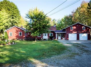 7464 Matthews Rd, Fairview, PA 16415