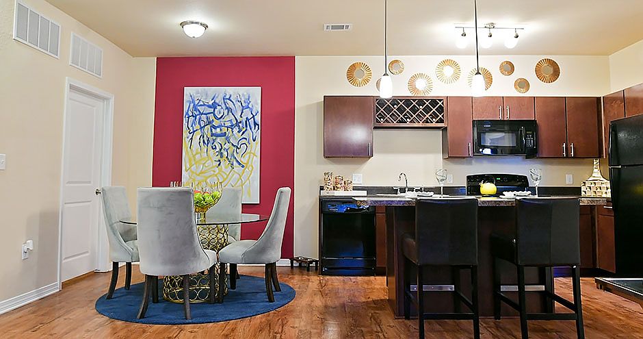 Retreat at Fremaux Town Center Apartments ; Slidell, LA