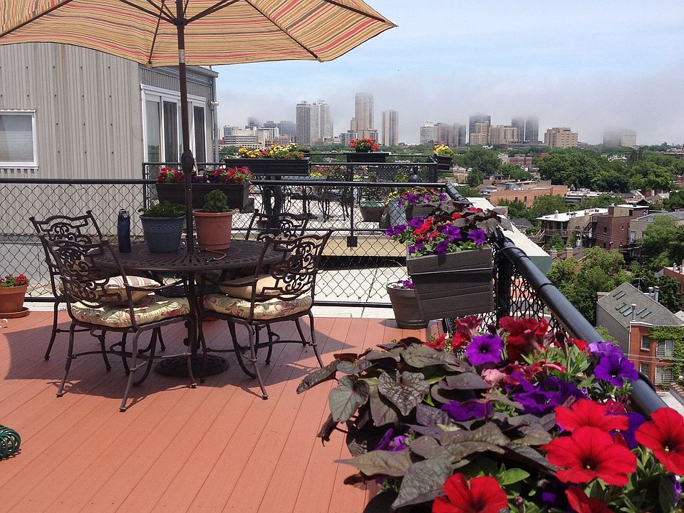 2nd image of 1872 N Clybourn Ave APT 608