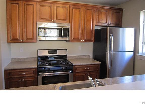 4th image of 310 Tondo Cir