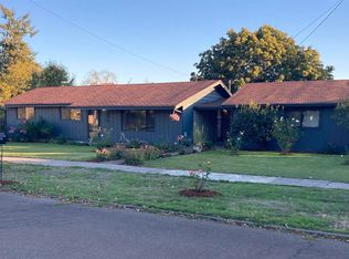 304 E Blakely Ave, Brownsville, OR 97327