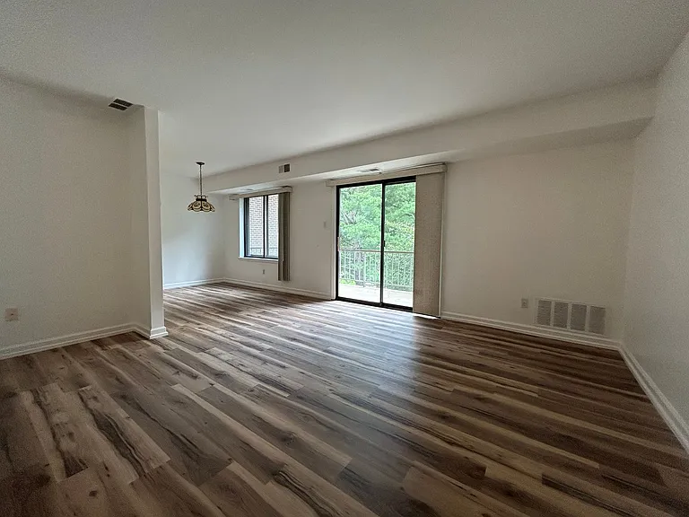 4928 W Brigantine Ct — Photo 7