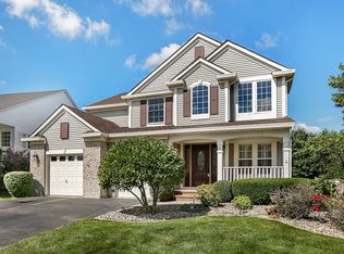 2756 Whitehall Ln, Naperville, IL 60564