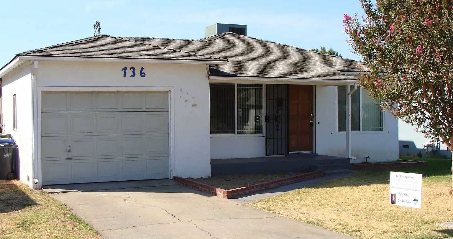 736 Julian St photo 1
