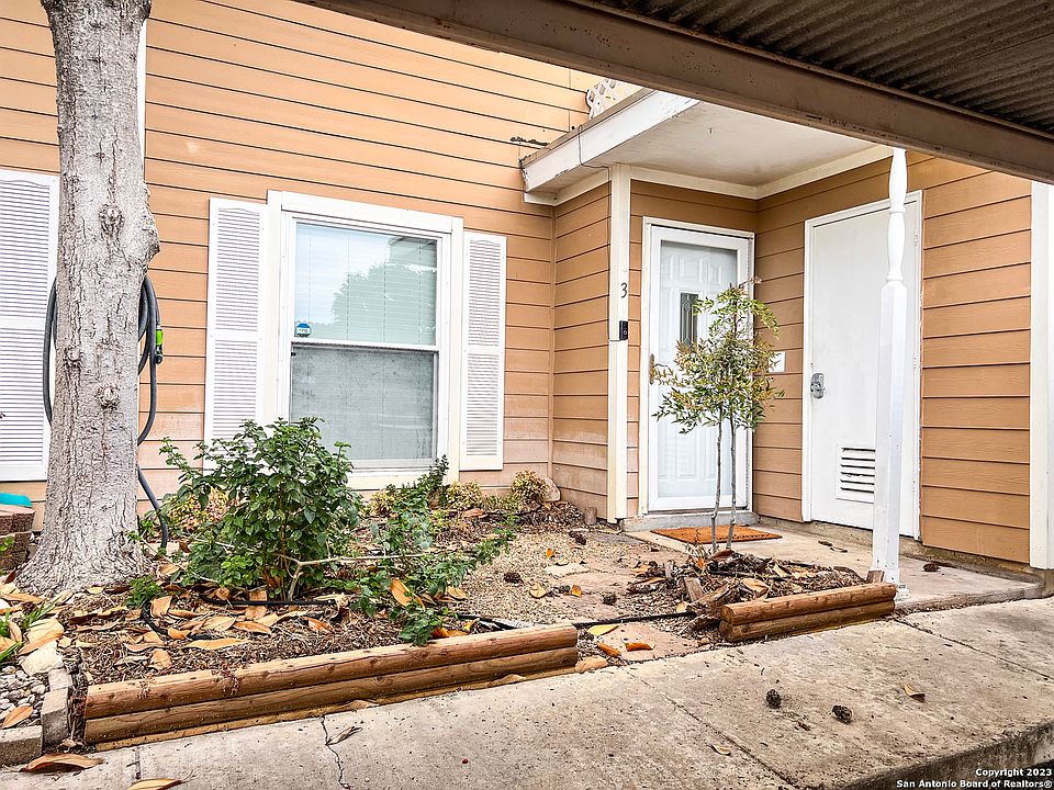 1st image of 7322 OAK MANOR DR #3