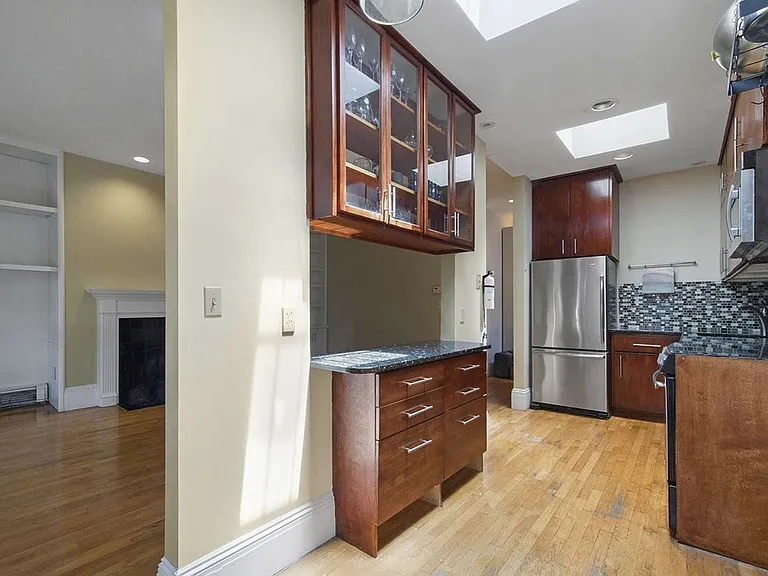 524 Tremont St #5 — Photo 2