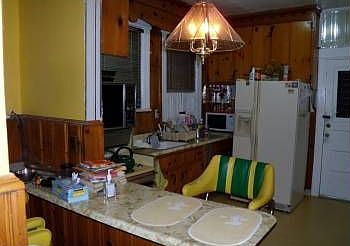 5th image of 285 No Maple Ave