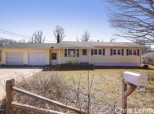 200 E Maple St NE, Cedar Springs, MI 49319