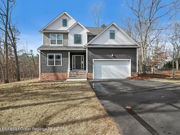 192 Willow Dr, Jackson, NJ 08527