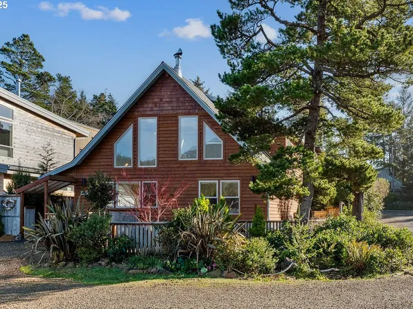 412 University Ave, Manzanita, OR 97130