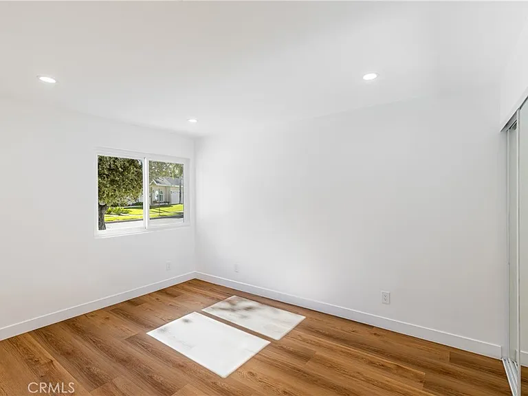 23019 Covello St — Photo 4