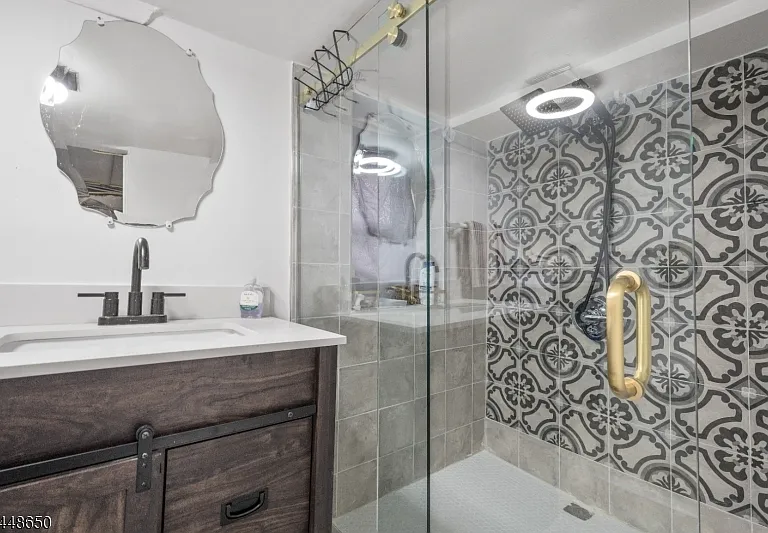 207 Van Winkle Ave — Photo 13