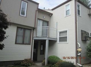 27 Kiley St APT 3, North Providence, RI 02911