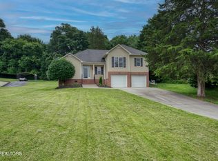 11150 Thornton Dr, Knoxville, TN 37934