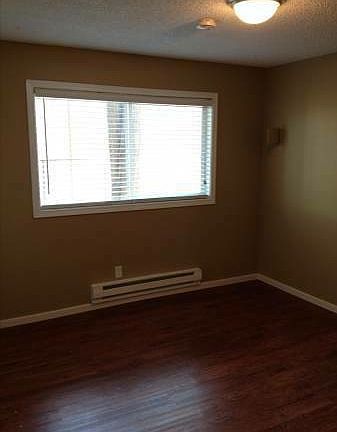 5th image of 1111 4th St NE APT 201