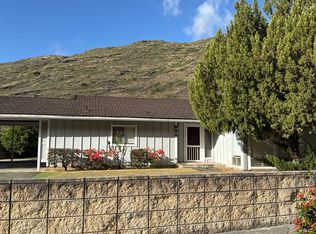 636 Kuliouou Pl, Honolulu, HI 96821