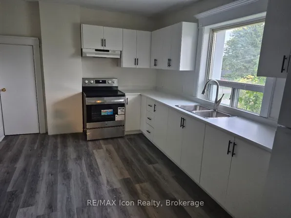 69 Ontario St, Cambridge, ON N3C 2H9