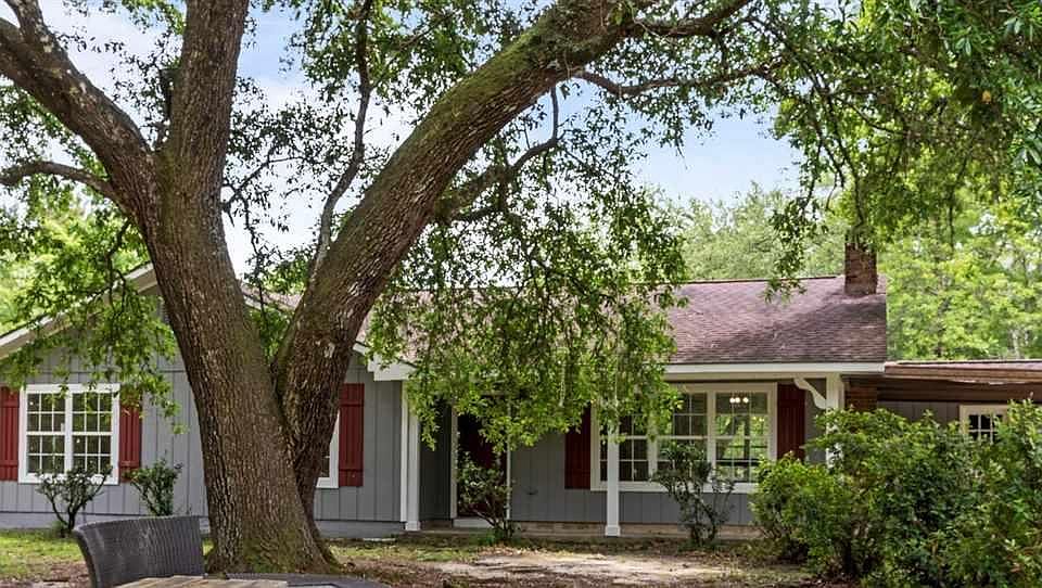 2nd image of 26310 Woolery Ln