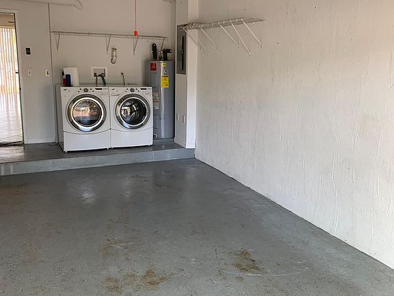 5th image of 4129 Crystal Lake Dr #4129