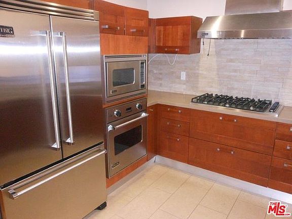3rd image of 1929 Selby Ave APT 201