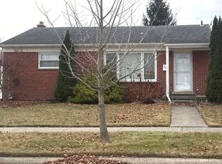 3243 Salem Dr, Trenton, MI