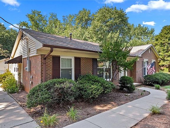 2nd image of 5711 Greenview Dr