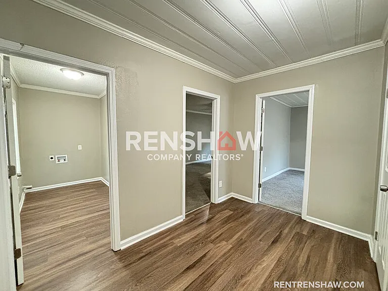 1272 Semmes St — Photo 12