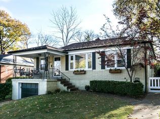 1512 N Berry Rd, Saint Louis, MO 63119