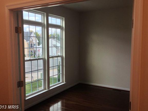 5th image of 1402 Idlewild Blvd