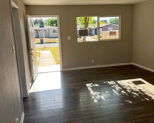 4th image of 44720 Rodin Ave