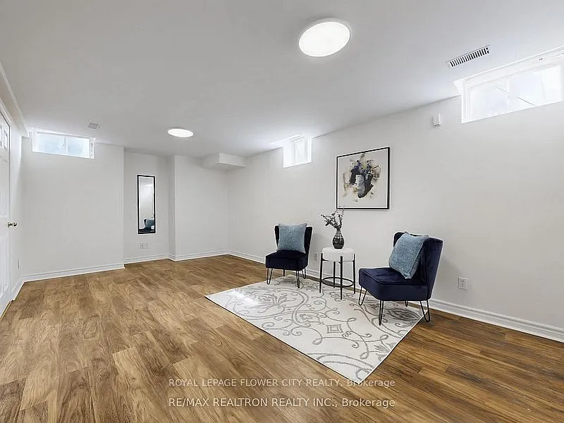 2 bed, $2,300 — Photo 4