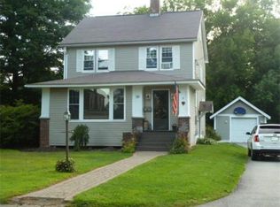 17 West St, Oxford, MA 01540