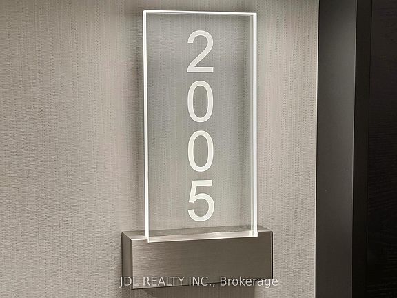 4th image of 70 Princess St #2005