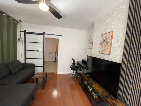 519 W 48th St APT 14, New York, NY 10036