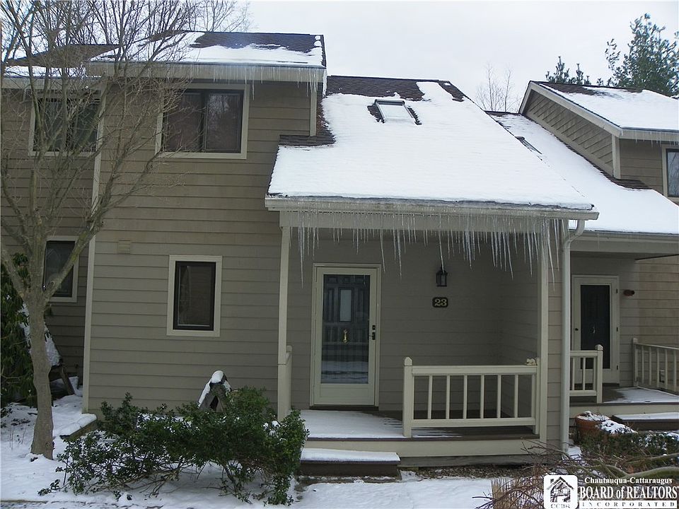 1st image of 29 Elm Ln #23