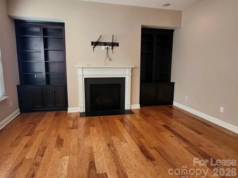 317 Montibello Dr — Photo 12