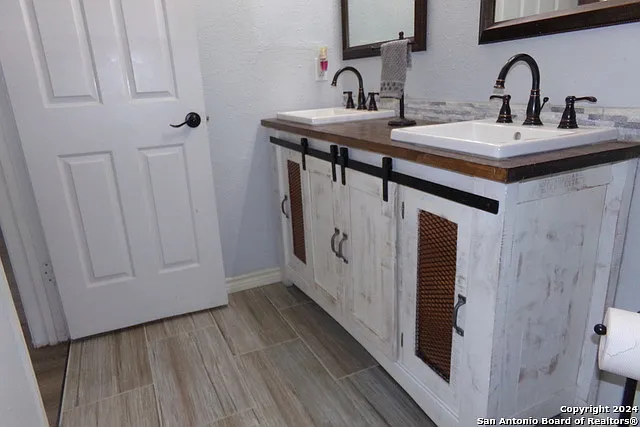 4212 Medical Dr #208 — Photo 22