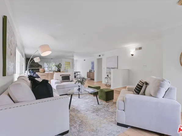 20410 Runnymede St, Winnetka, CA 91306