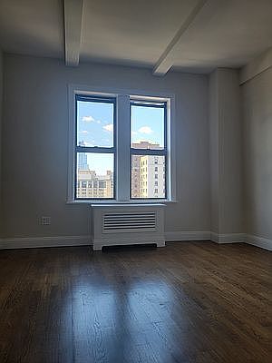 2nd image of 207 W 106th St APT 11C
