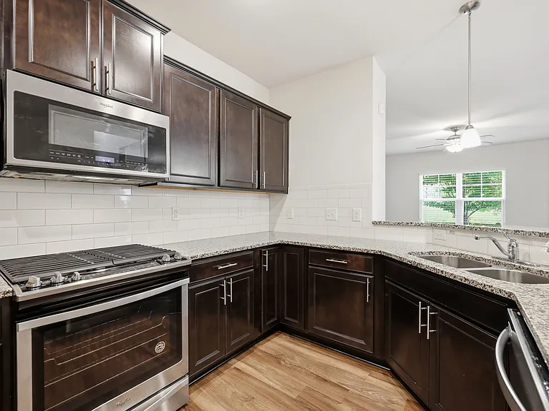 1417 Merrion Ave — Photo 34
