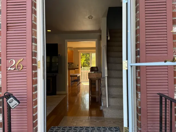 52 Pawtucket Boulevard #26, Tyngsborough, MA 01879
