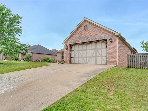 2nd image of 771 Sienna Dr