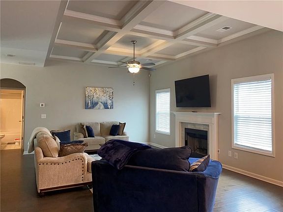 3rd image of 2110 Greene Way