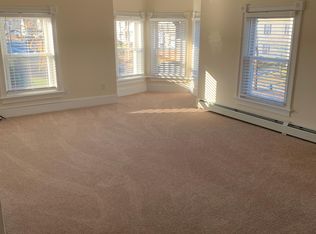 1137 Smithfield Ave, Lincoln, RI 02865