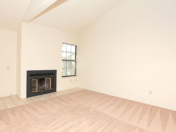 2nd image of 901 Mohawk St #858ec4900