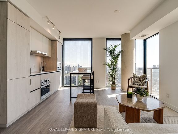 2nd image of 47 Mutual St #3107