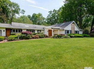14 Shorewood Dr, Port Washington, NY